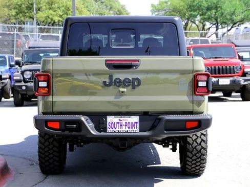 New 2026 Jeep Gladiator Willys AWD/4WD image 6