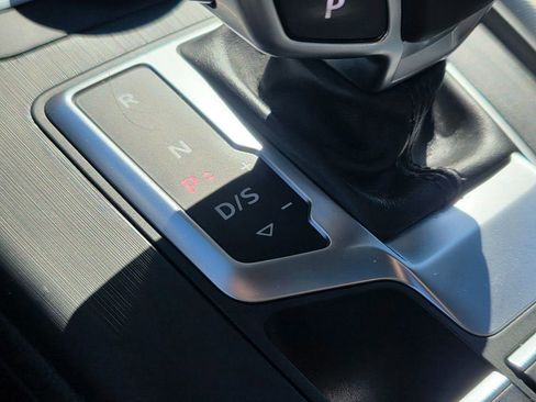 Used 2017 Audi A4 2.0T Premium w/ Convenience Package image 36