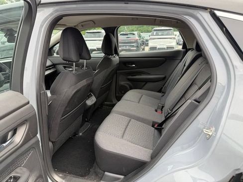 Used 2023 Nissan Ariya FWD image 10