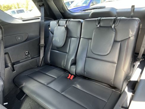 New 2026 Ford Explorer ST-Line image 25