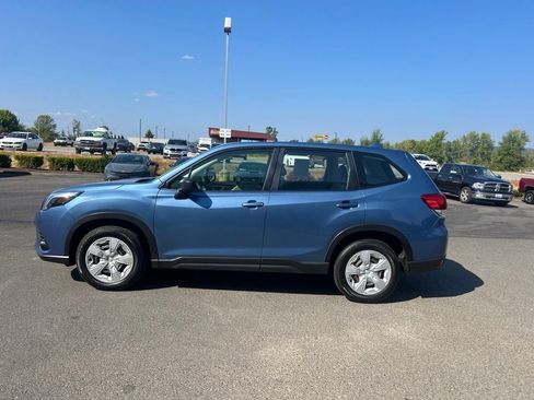 Used 2023 Subaru Forester AWD/4WD image 4