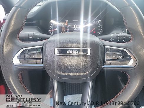 Used 2023 Jeep Compass Trailhawk image 9