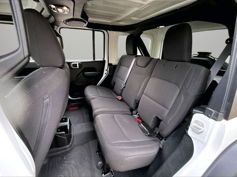 Used 2023 Jeep Wrangler Sport S AWD/4WD image 21