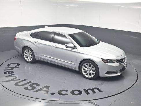 Used 2019 Chevrolet Impala Premier FWD image 23
