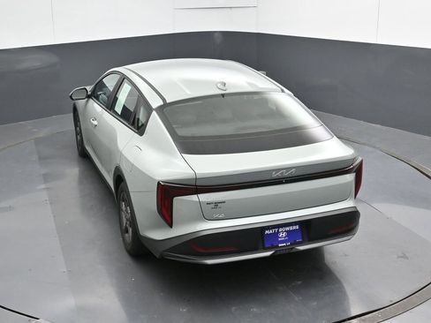 Used 2025 Kia K4 LXS FWD image 48