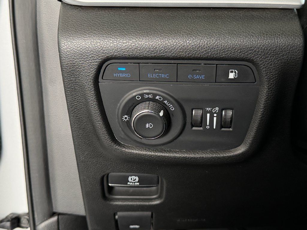 Used 2024 Jeep Grand Cherokee Limited 4xe AWD/4WD image 24