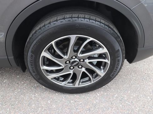 Used 2022 Lincoln Corsair FWD image 16