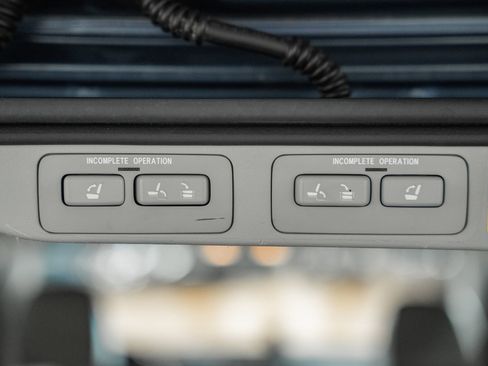 Used 2014 Toyota Sienna Limited image 23