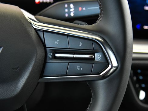 Used 2025 Chevrolet Tahoe LT image 41