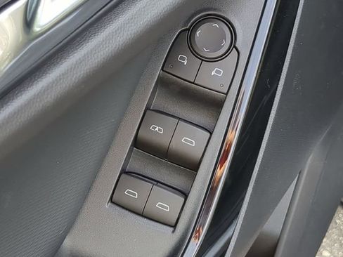 New 2026 Chevrolet Equinox LT w/ Safety and Technology Package image 21