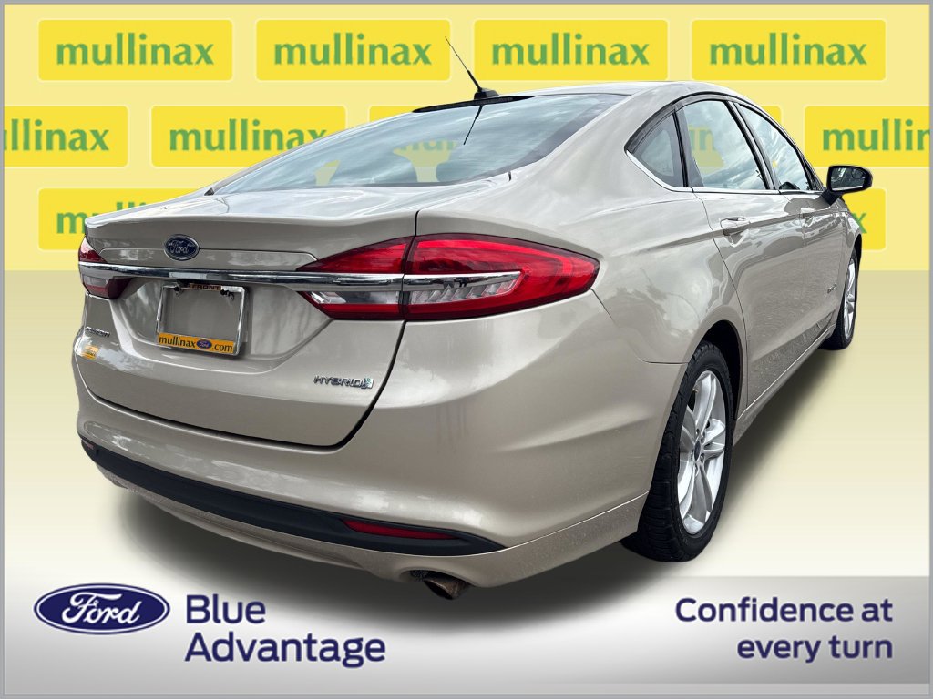 Used 2018 Ford Fusion S FWD image 4