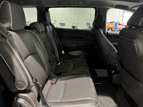 Used 2023 Honda Odyssey Elite image 37