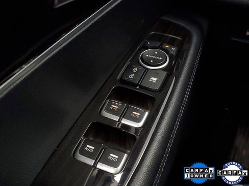 Used 2020 Kia Sorento LX FWD image 15