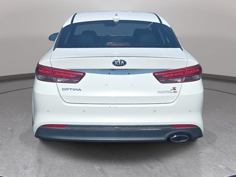 Used 2018 Kia Optima S FWD image 6