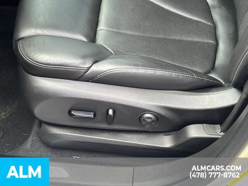 Used 2019 Buick Envision Premium w/ Driver Confidence Package AWD/4WD image 11