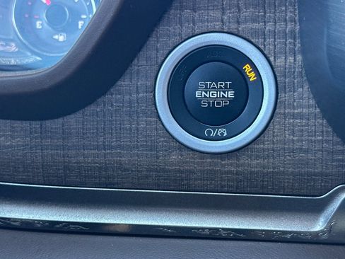 Used 2020 RAM 1500 Limited image 26