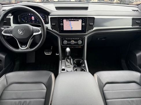 Used 2022 Volkswagen Atlas Cross Sport SEL Premium R-Line AWD/4WD image 19