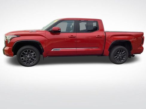Used 2025 Toyota Tundra Platinum AWD/4WD image 7