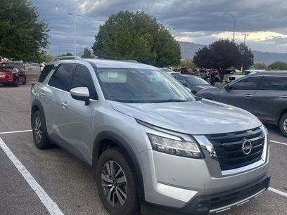 Certified 2023 Nissan Pathfinder SL