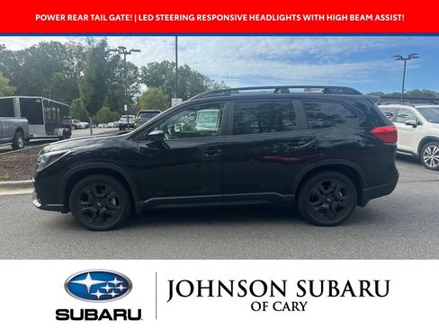 Used 2024 Subaru Ascent Onyx Edition image 5