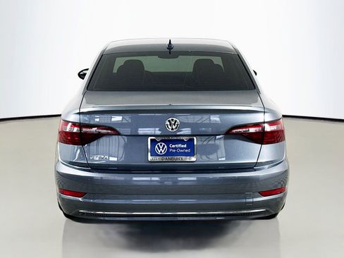 Certified 2021 Volkswagen Jetta SE w/ SE Cold Weather Package FWD image 10