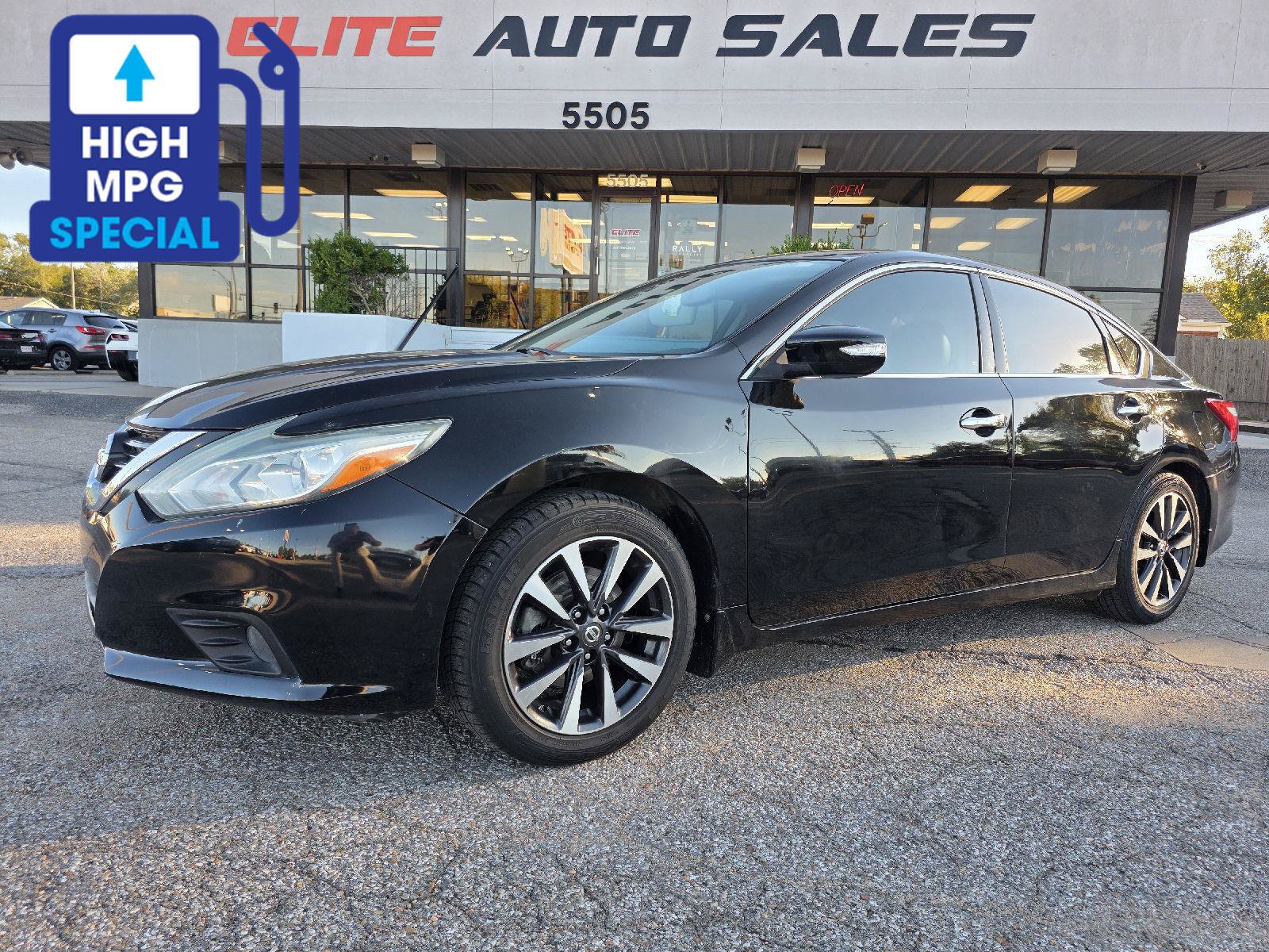 Used 2016 Nissan Altima 2.5 SL w/ 2.5 Technology Package FWD image 1