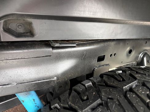 Used 2018 RAM 2500 Longhorn w/ Longhorn Southfork Package image 10