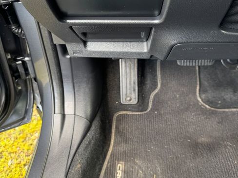 Certified 2024 Subaru Crosstrek 2.0i Premium AWD/4WD image 19