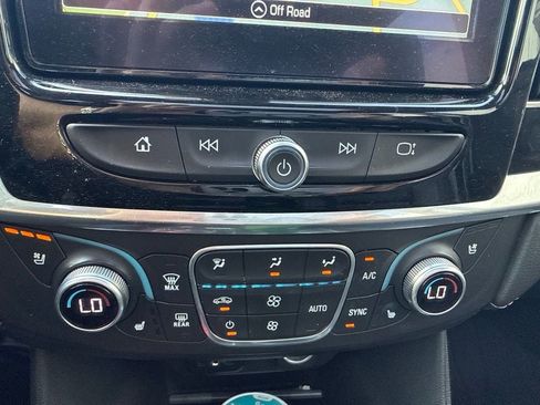 Used 2019 Chevrolet Traverse Premier w/ Redline Edition FWD image 17