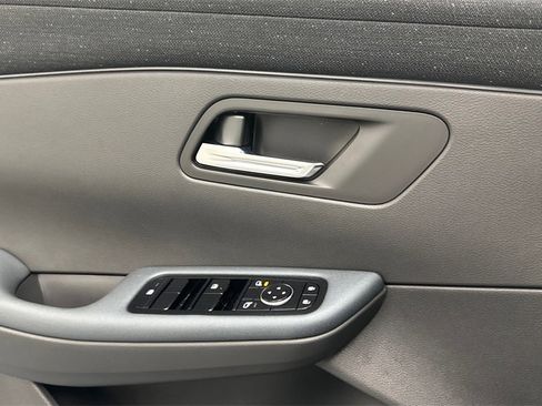 New 2026 Nissan Leaf w/ Floor Mat Package (S+) image 18