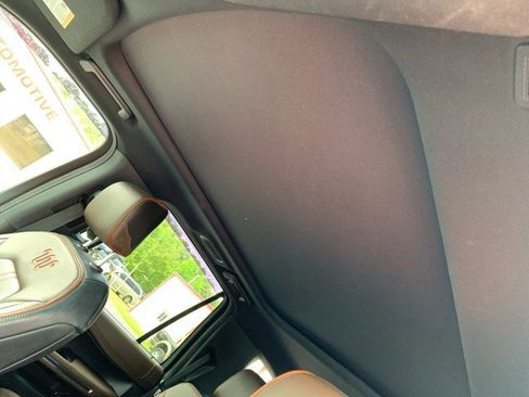 Used 2020 Ford Expedition King Ranch image 9