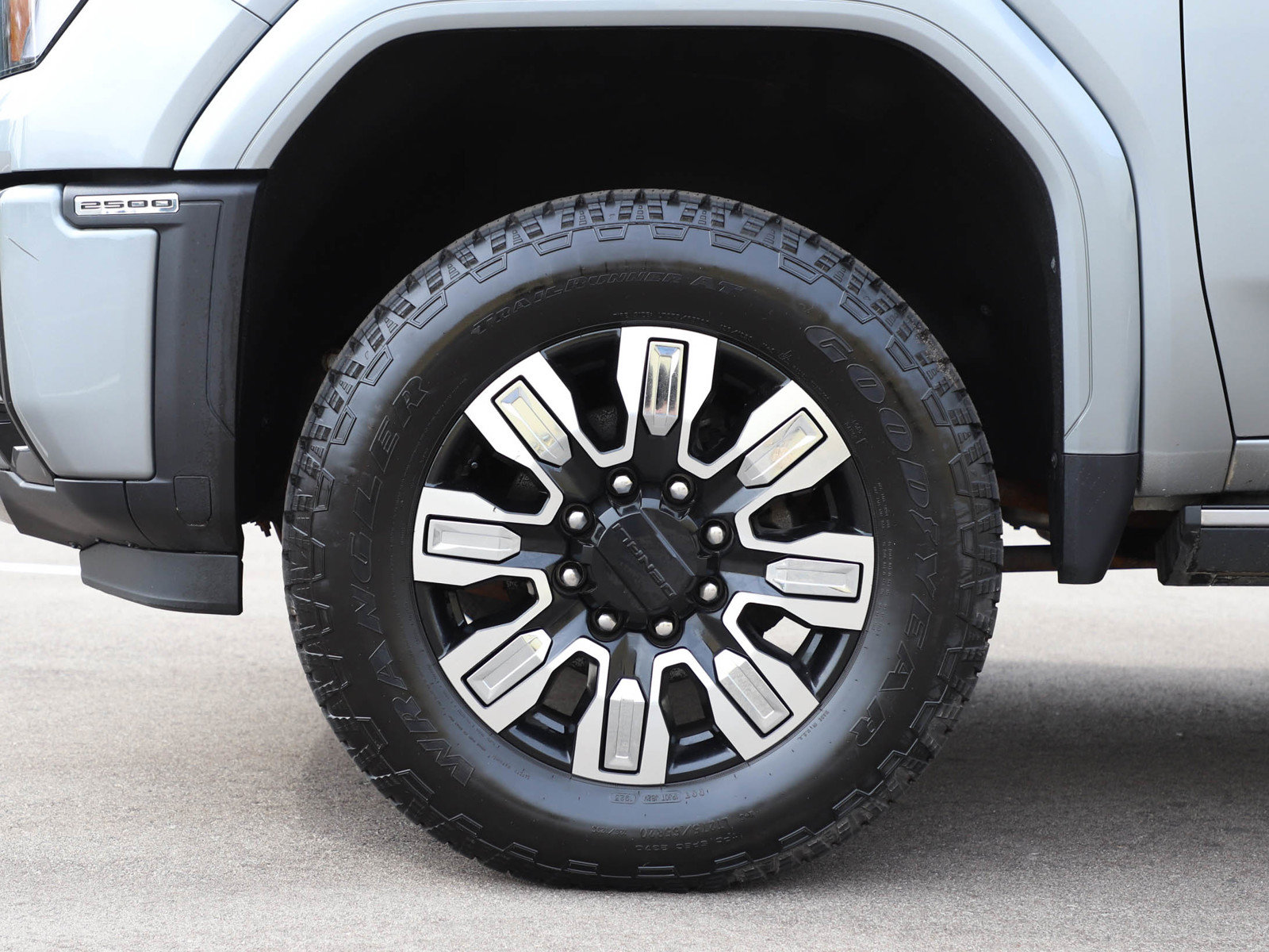 Used 2024 GMC Sierra 2500 Denali w/ Denali Reserve Package AWD/4WD image 31