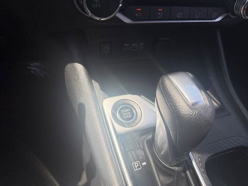 Used 2025 Nissan Sentra SV FWD image 19