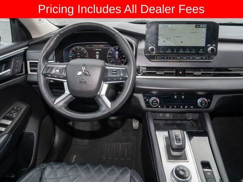 Used 2023 Mitsubishi Outlander SEL FWD image 8