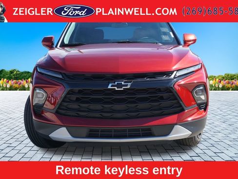 Used 2023 Chevrolet Blazer LT w/ Convenience Package FWD image 8