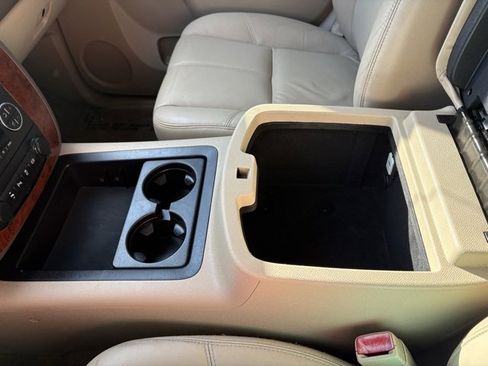 Used 2014 Chevrolet Silverado 2500 LTZ w/ LTZ Plus Package image 15