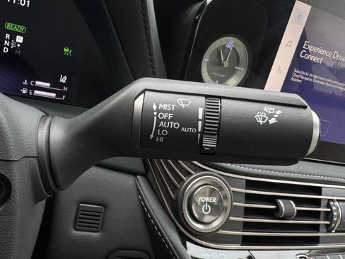 Used 2023 Lexus LS 500h AWD w/ Luxury Package image 82