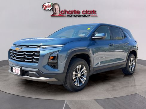 Used 2025 Chevrolet Equinox LT w/ Safety and Technology Package FWD image 1