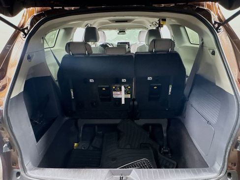 Certified 2024 Toyota Sienna LE image 19