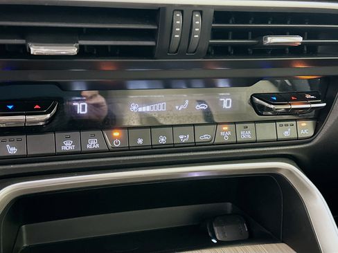 Used 2025 MAZDA CX-90 3.3 Turbo w/ Preferred Package image 22