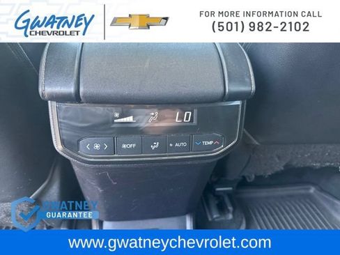 Used 2022 Toyota Highlander XLE AWD/4WD image 25