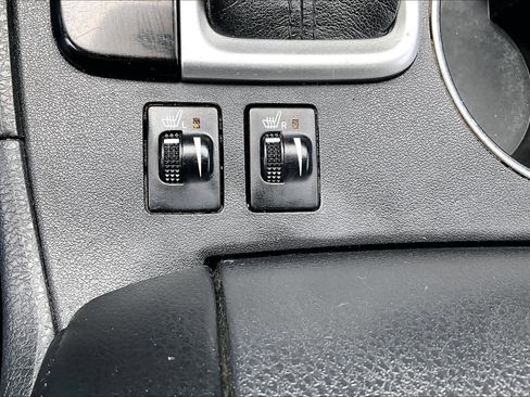 Used 2016 Toyota Highlander XLE image 35