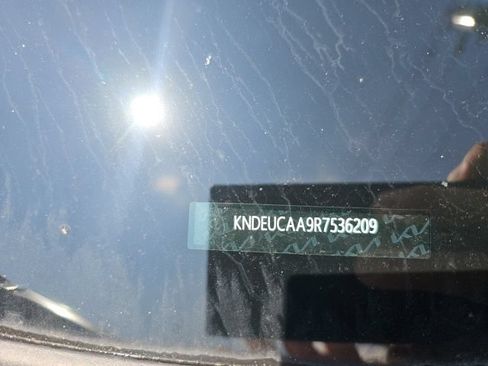 Used 2024 Kia Seltos S AWD/4WD image 21