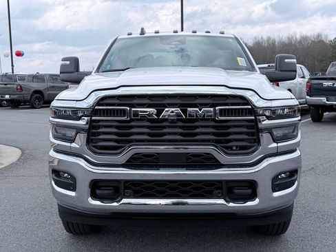 New 2026 RAM 2500 Tradesman w/ Chrome Appearance Group AWD/4WD image 3