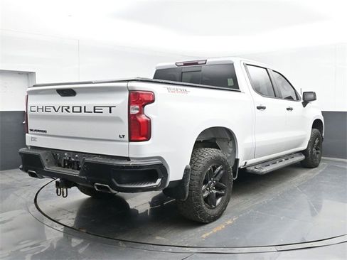 Used 2020 Chevrolet Silverado 1500 LT Trail Boss image 14