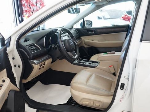 Used 2018 Subaru Outback 2.5i Limited image 29