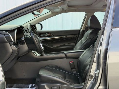 Used 2020 Nissan Maxima 3.5 SL w/ Floor Mat Group image 9