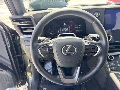 Certified 2025 Lexus GX 550 w/ Cold Area Package AWD/4WD image 14