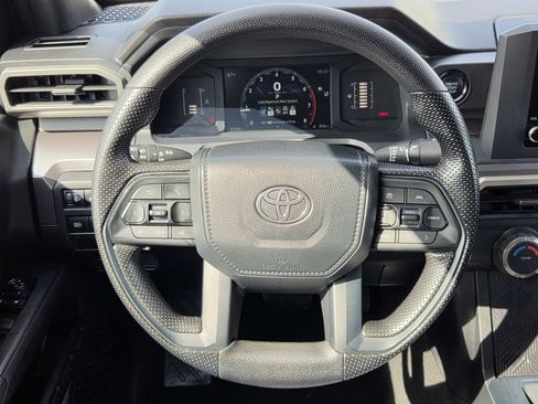 Used 2024 Toyota Tacoma SR5 AWD/4WD image 15