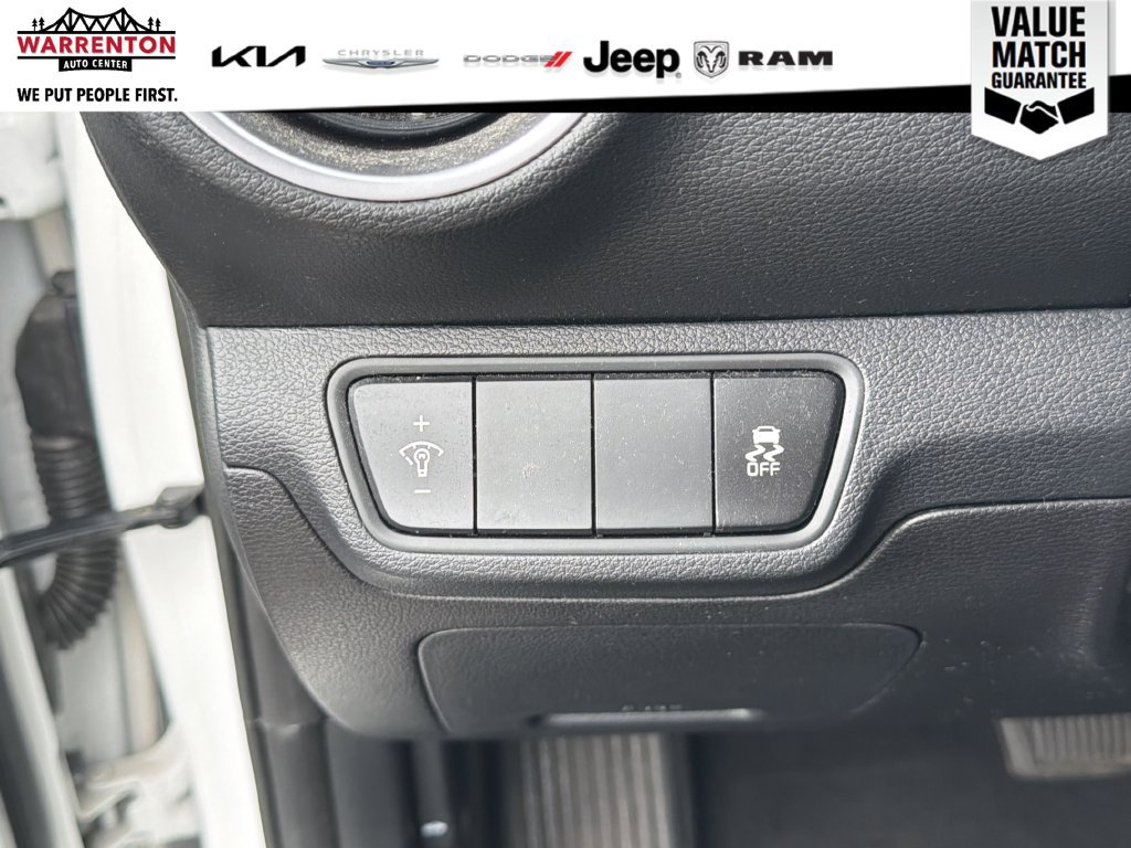 Used 2024 Kia Forte LXS FWD image 16